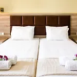 Blue Horizon Aparthotel