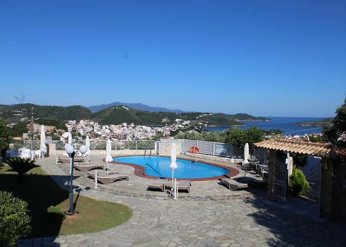 Blue Horizon Aparthotel 3*